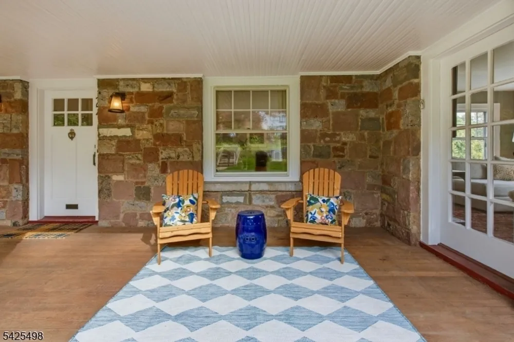 24 Mayhew Dr, South Orange, NJ 07079