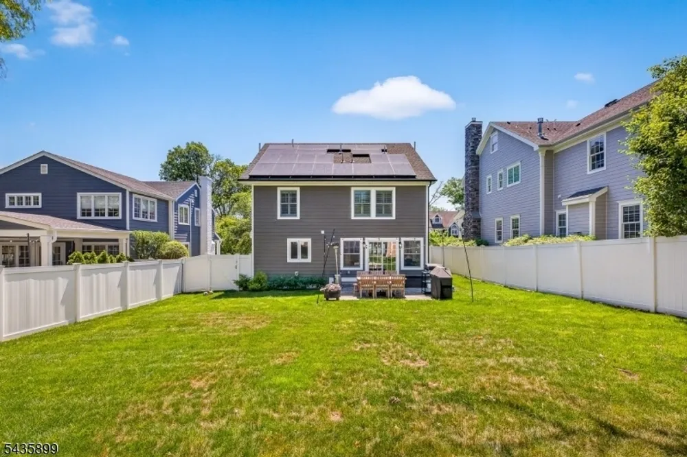 905 Harding St, Westfield, NJ 07090