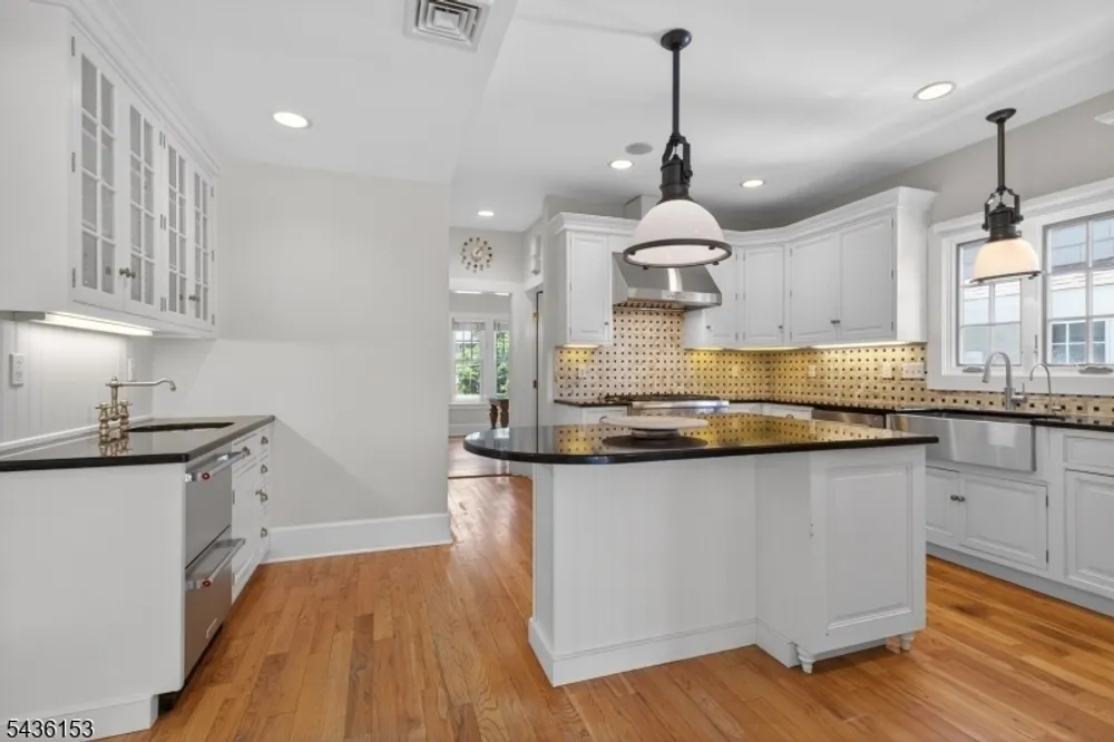 617 Lawrence Ave, Westfield, NJ 07090