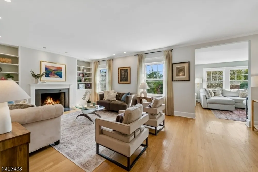 24 Mayhew Dr, South Orange, NJ 07079
