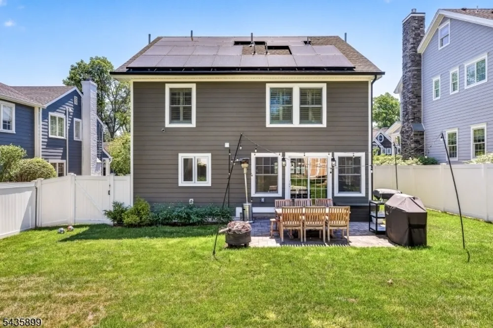 905 Harding St, Westfield, NJ 07090