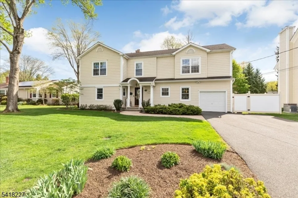 29 Mohawk Trail, Westfield, NJ 07090