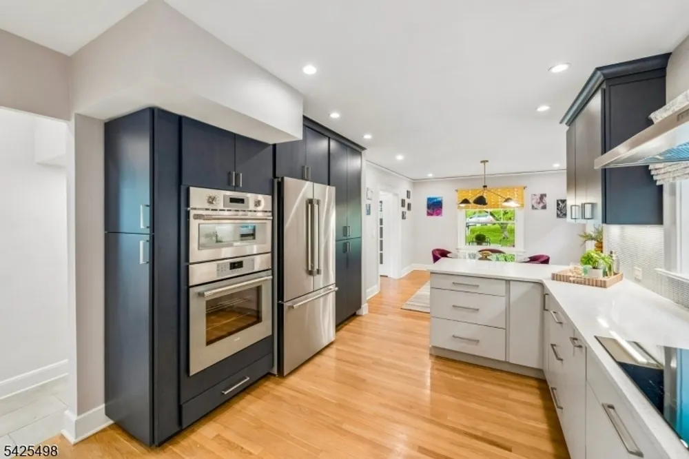 24 Mayhew Dr, South Orange, NJ 07079