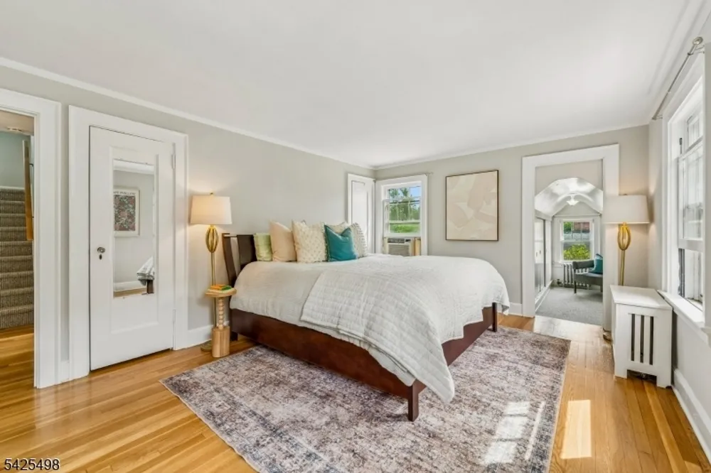 24 Mayhew Dr, South Orange, NJ 07079