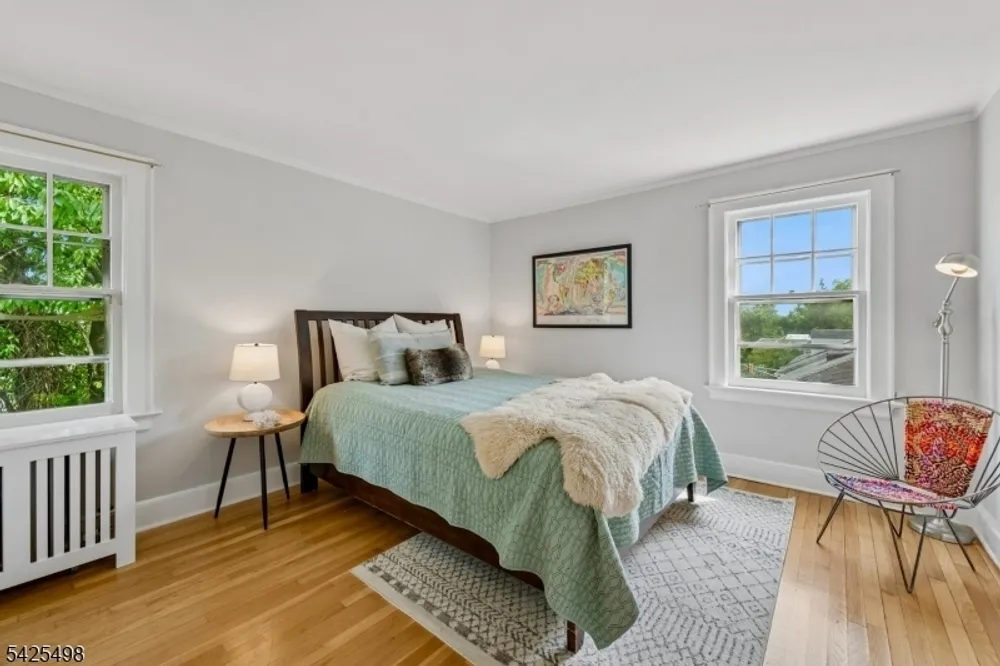 24 Mayhew Dr, South Orange, NJ 07079