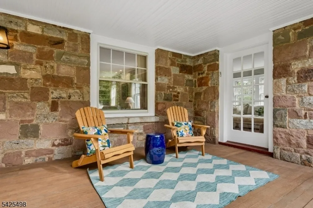 24 Mayhew Dr, South Orange, NJ 07079