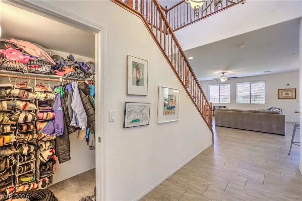 7356 Marbury St, Las Vegas, NV 89166