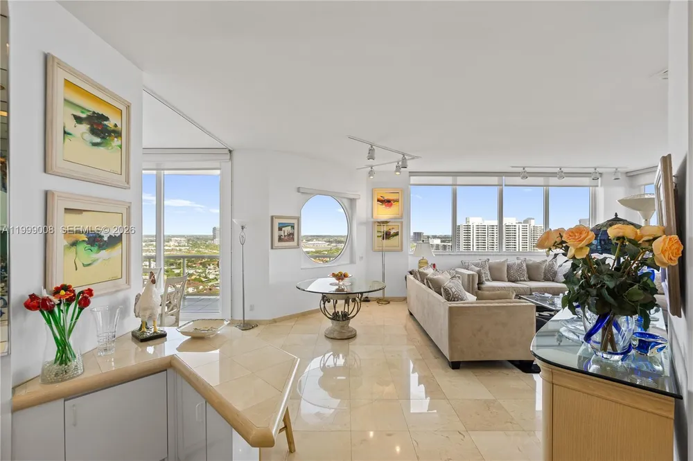 3802 NE 207th St, Aventura, FL 33180