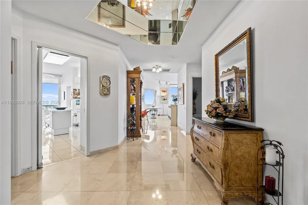 3802 NE 207th St, Aventura, FL 33180