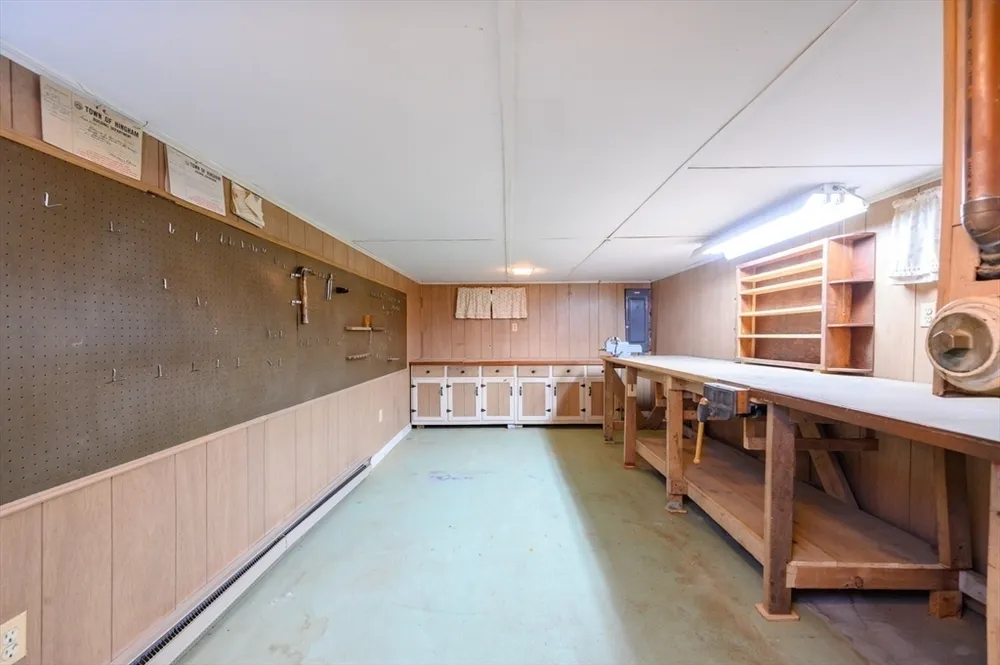 371 Gardner St, Hingham, MA 02043