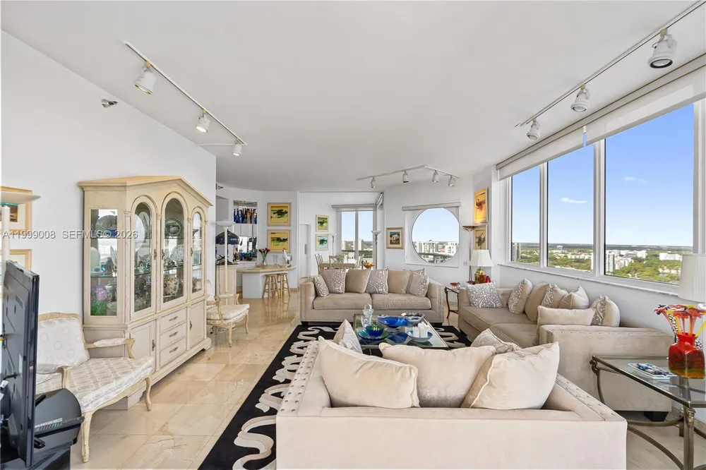 3802 NE 207th St, Aventura, FL 33180