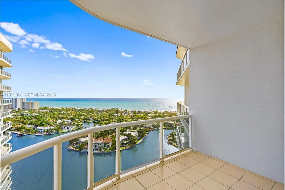 3802 NE 207th St, Aventura, FL 33180