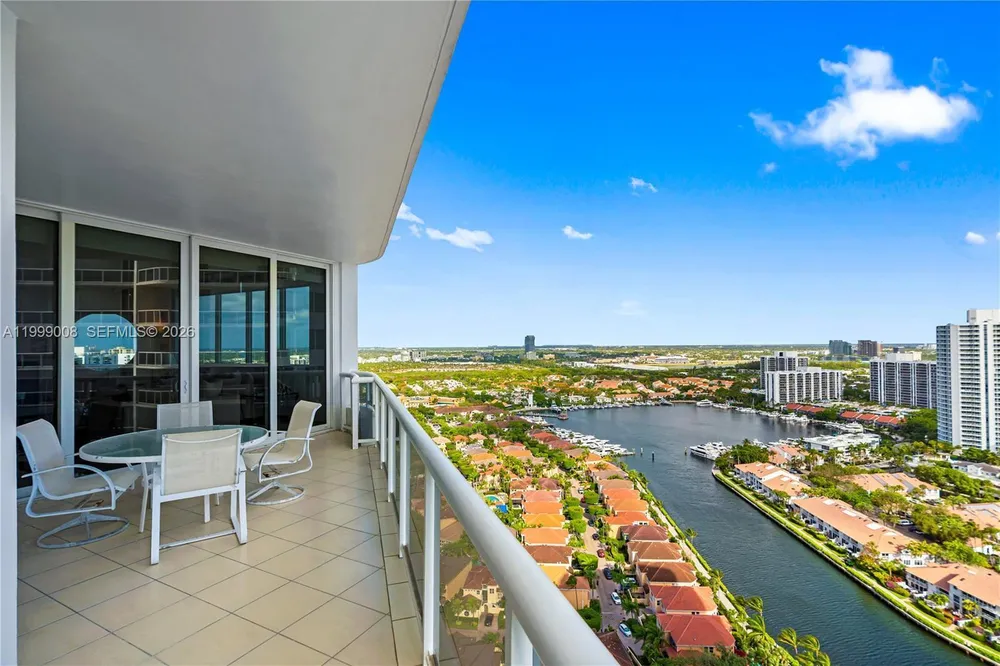 3802 NE 207th St, Aventura, FL 33180