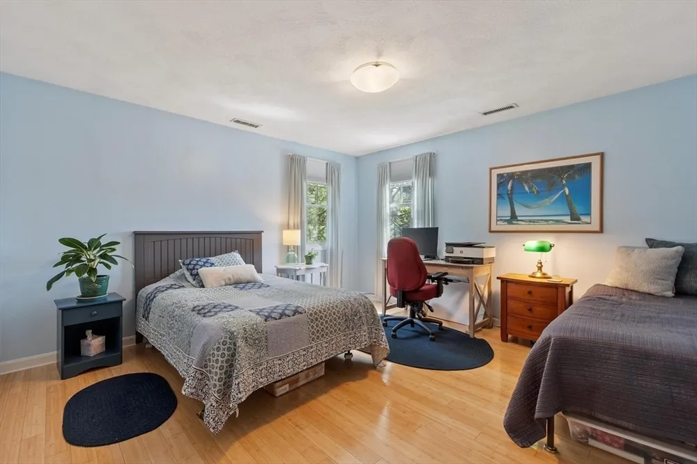107 Maple Rd, Tewksbury, MA 01876