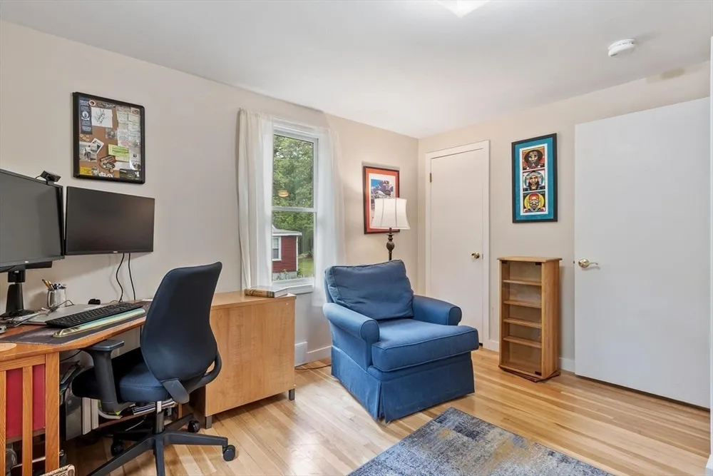 107 Maple Rd, Tewksbury, MA 01876
