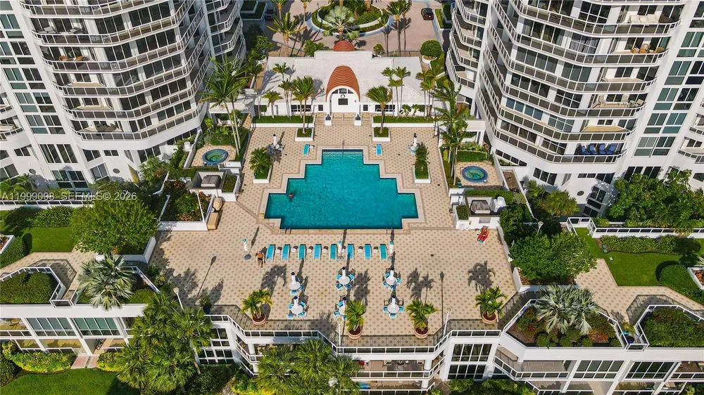 3802 NE 207th St, Aventura, FL 33180
