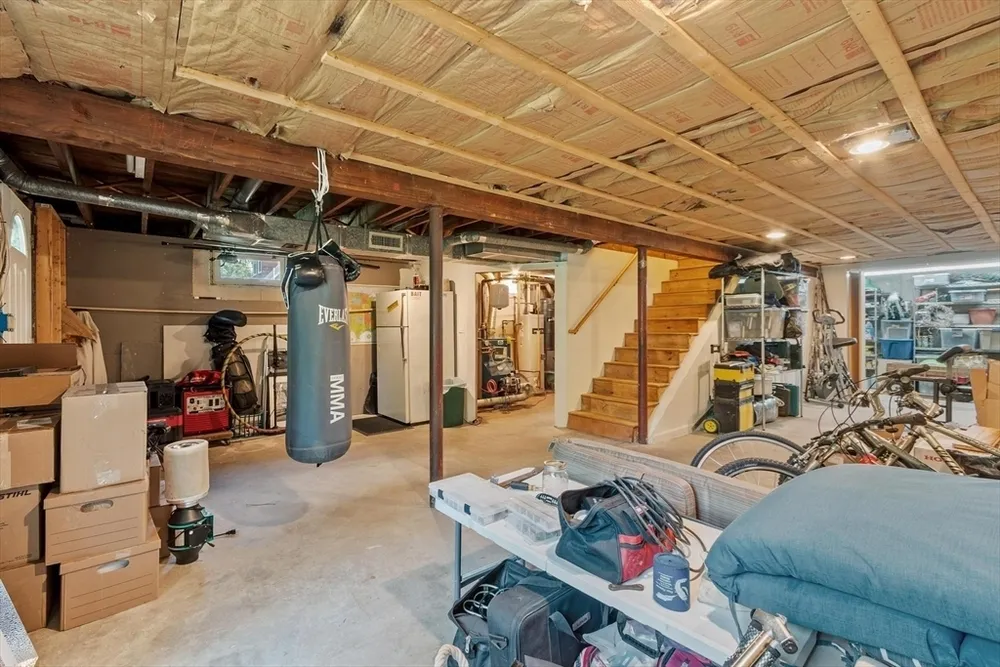 107 Maple Rd, Tewksbury, MA 01876