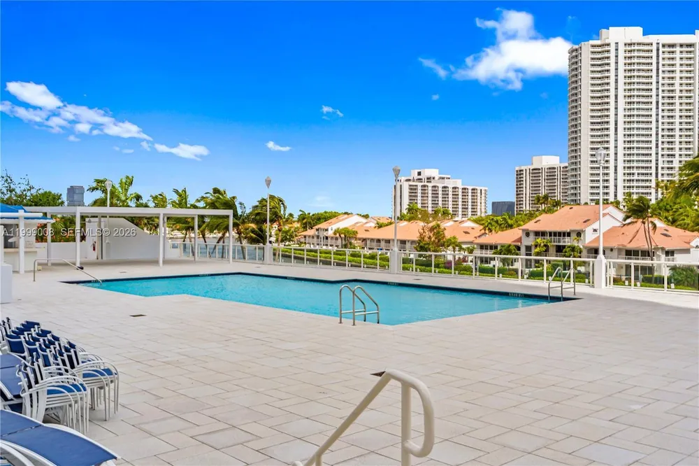 3802 NE 207th St, Aventura, FL 33180