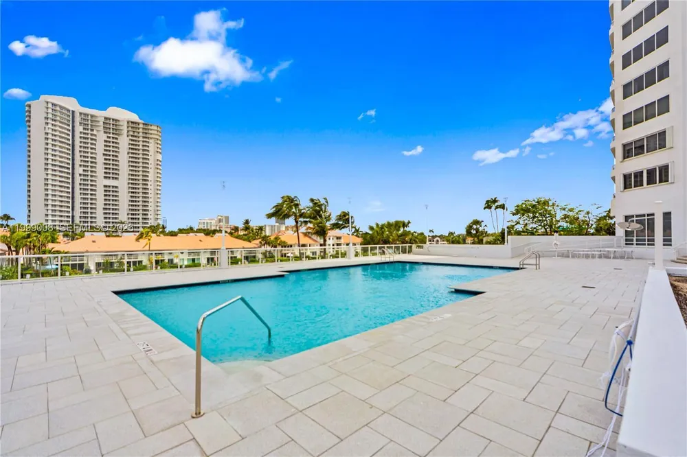 3802 NE 207th St, Aventura, FL 33180