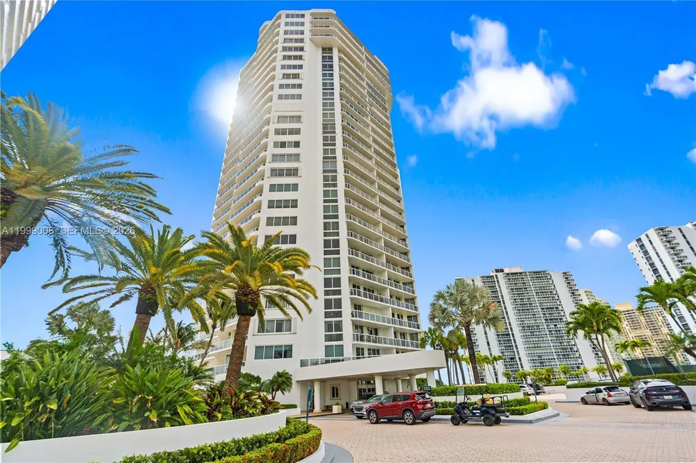 3802 NE 207th St, Aventura, FL 33180