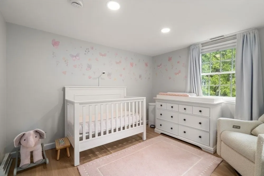 21 Madison Rd, Halifax, MA 02338