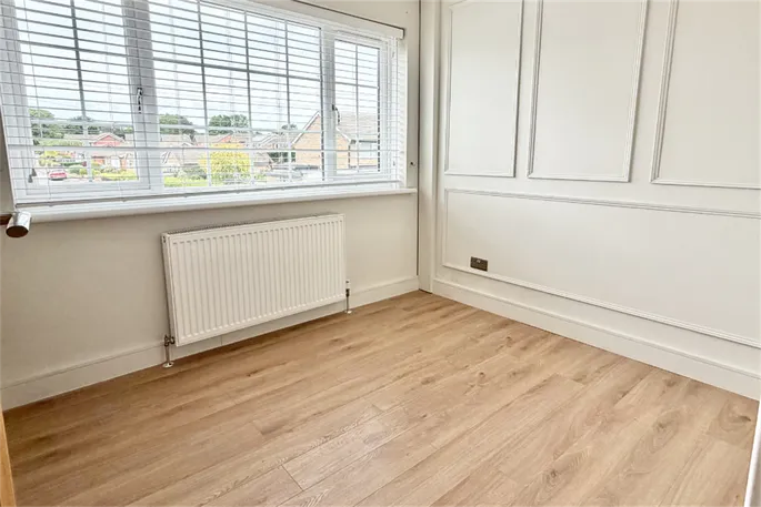 Property carousel image 30