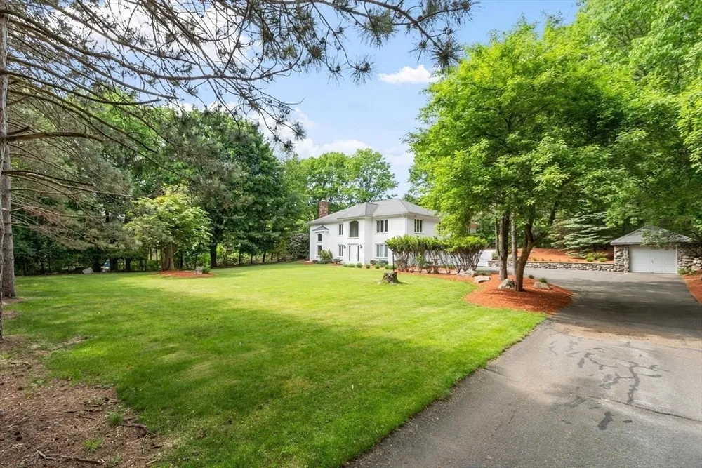 81 Goodale St, Peabody, MA 01960