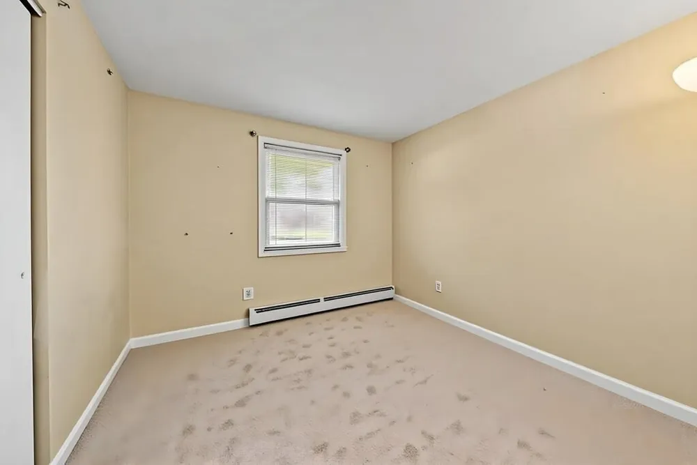 6 Antrim Rd, Peabody, MA 01960