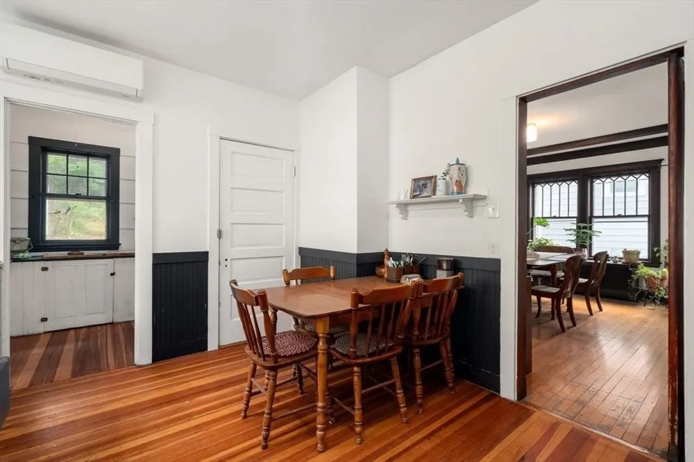51 Manthorne Rd, Boston, MA 02132