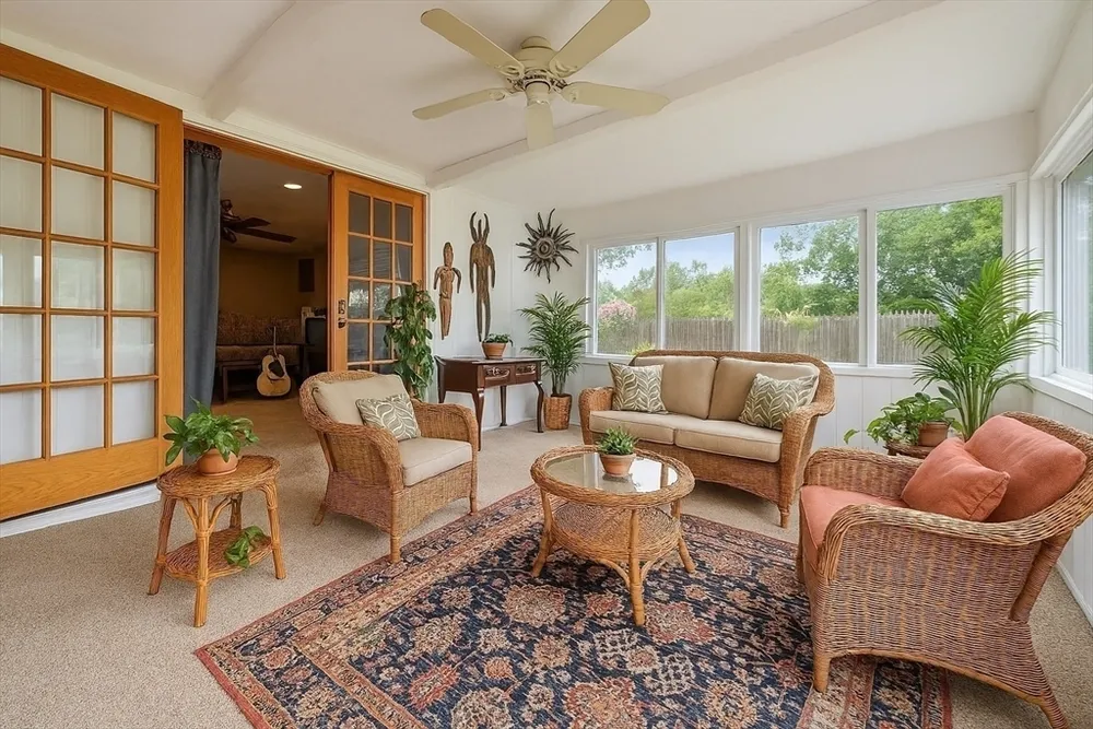6 Antrim Rd, Peabody, MA 01960