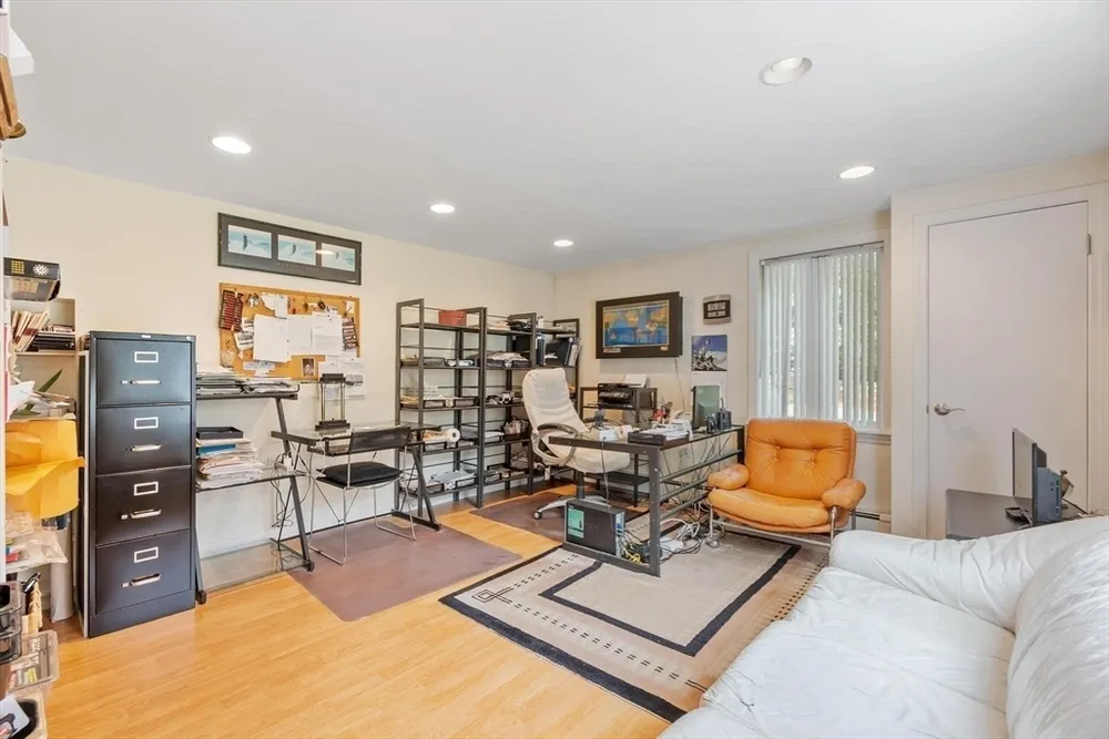 81 Goodale St, Peabody, MA 01960
