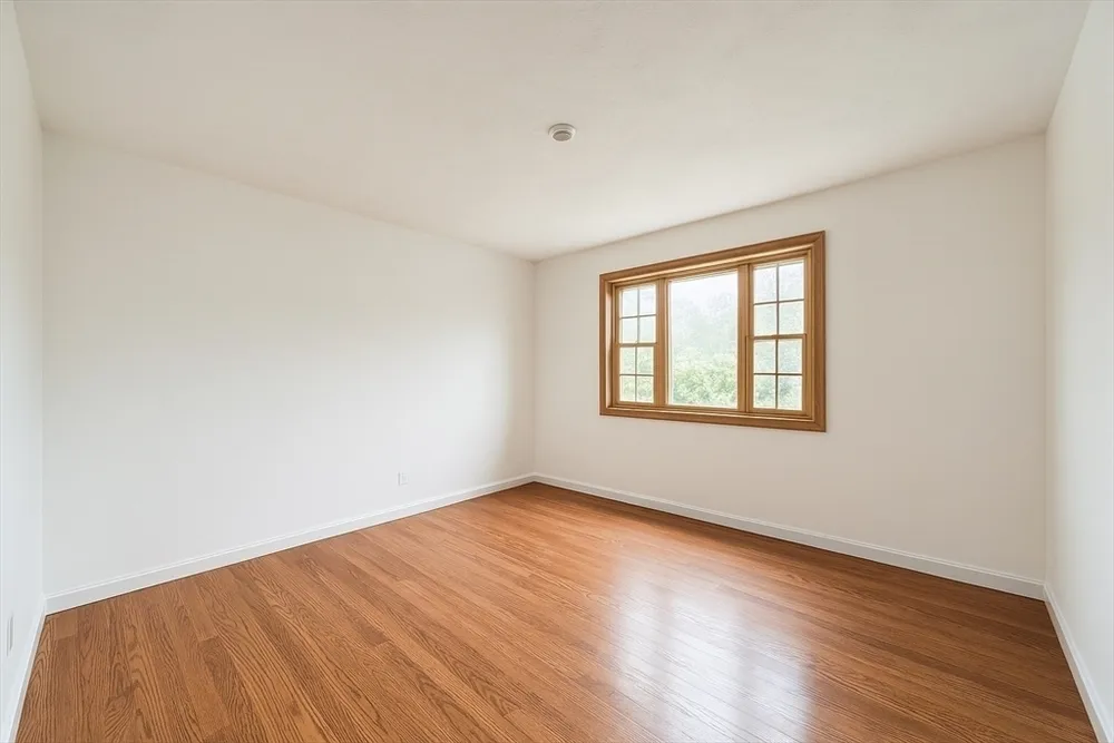 6 Antrim Rd, Peabody, MA 01960