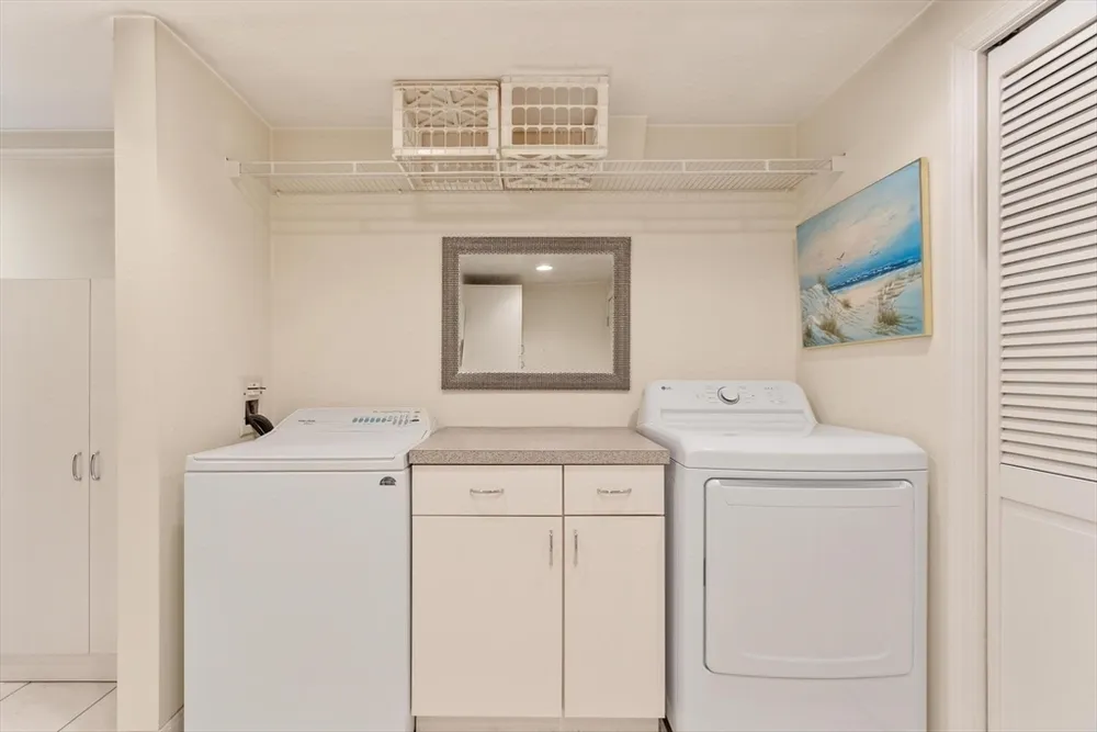 81 Goodale St, Peabody, MA 01960