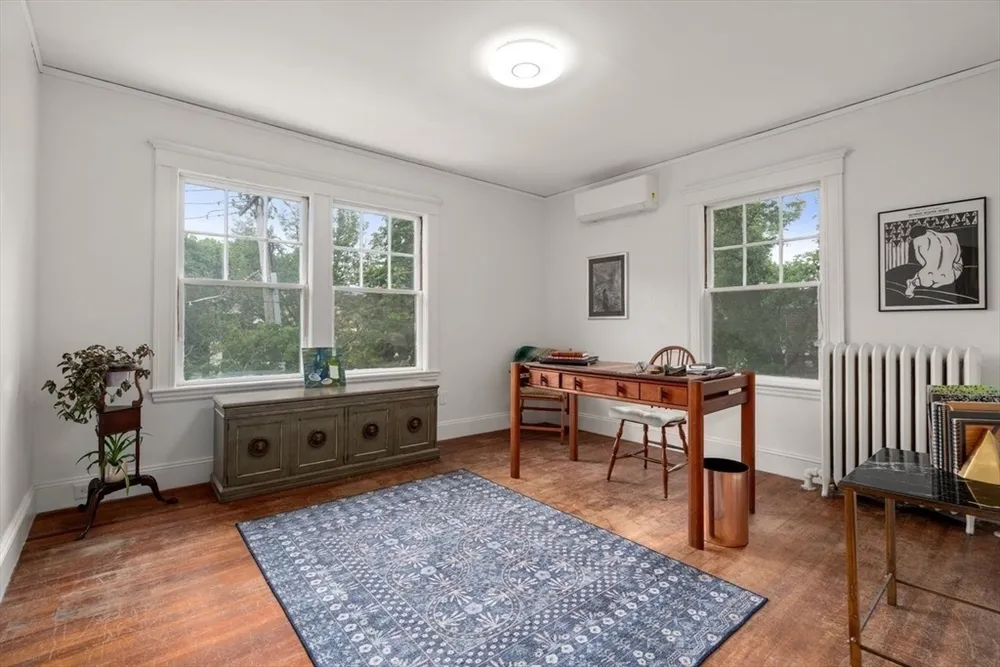51 Manthorne Rd, Boston, MA 02132