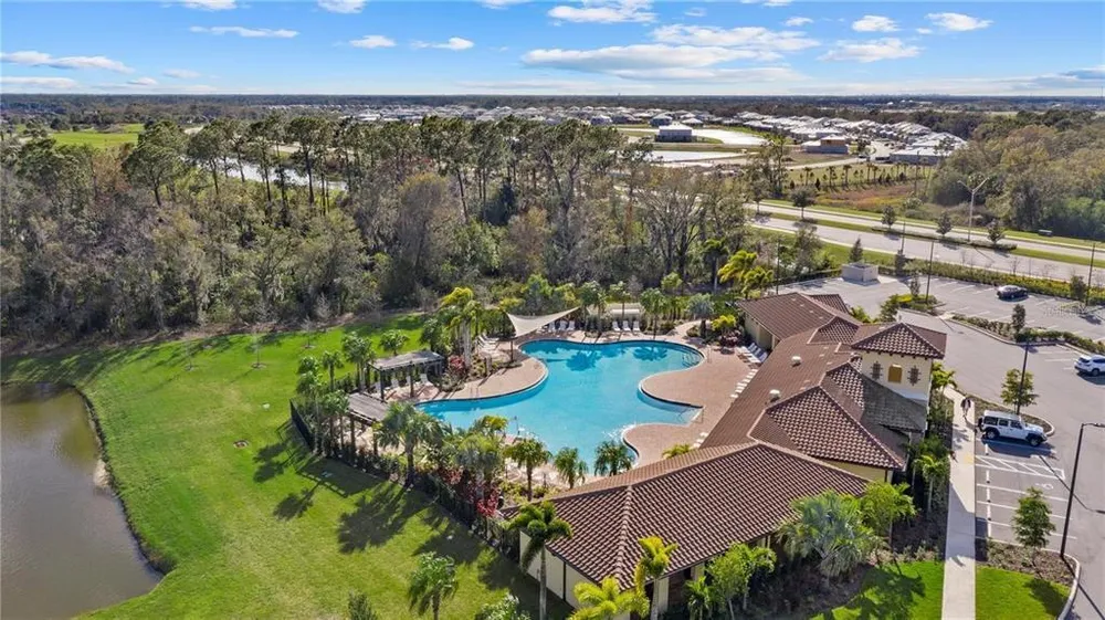 17727 Cantarina Cove, Bradenton, FL 34211