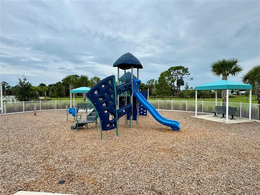 9718 Crystal Isles Circle, Sarasota, FL 34241