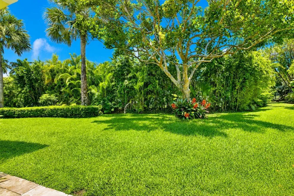 2483 Eagle Watch Ct, Weston, FL 33327