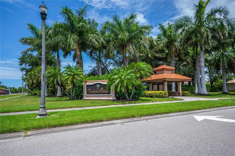 2145 Date Palm Way, Venice, FL 34292