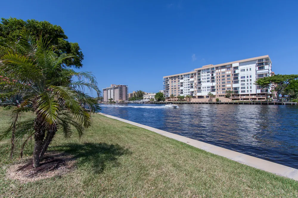 3150 NE 48th Ct, Lighthouse Point, FL 33064