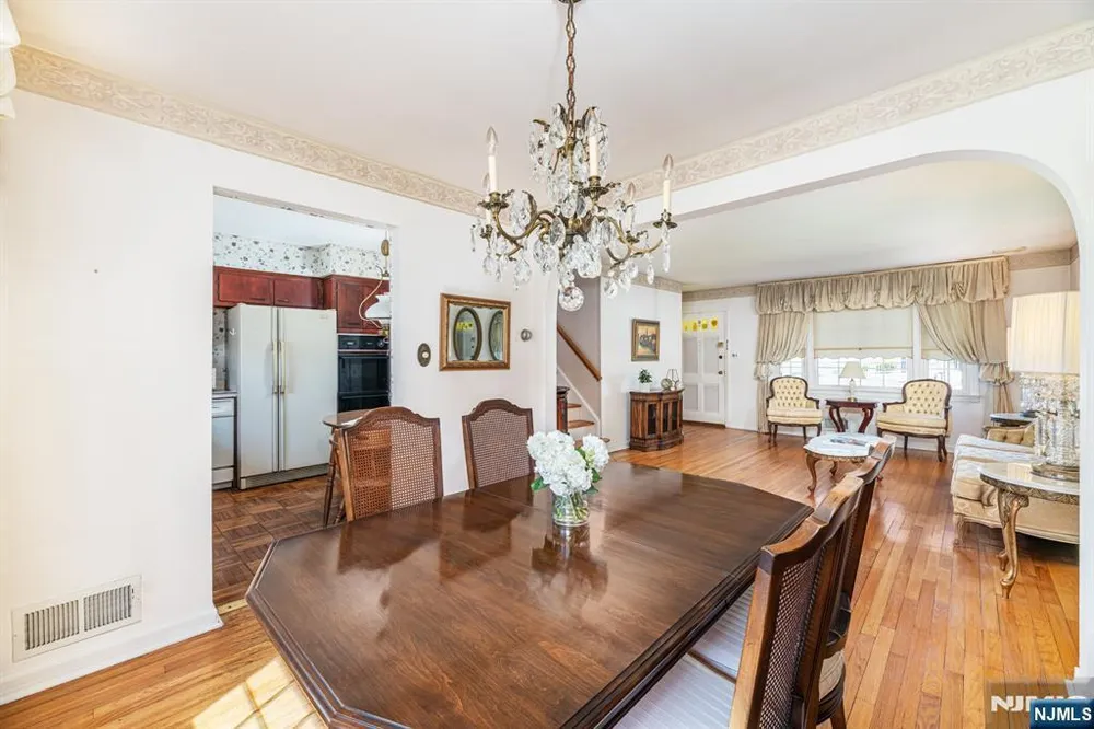 112 Berdan St, Rochelle Park, NJ 07662