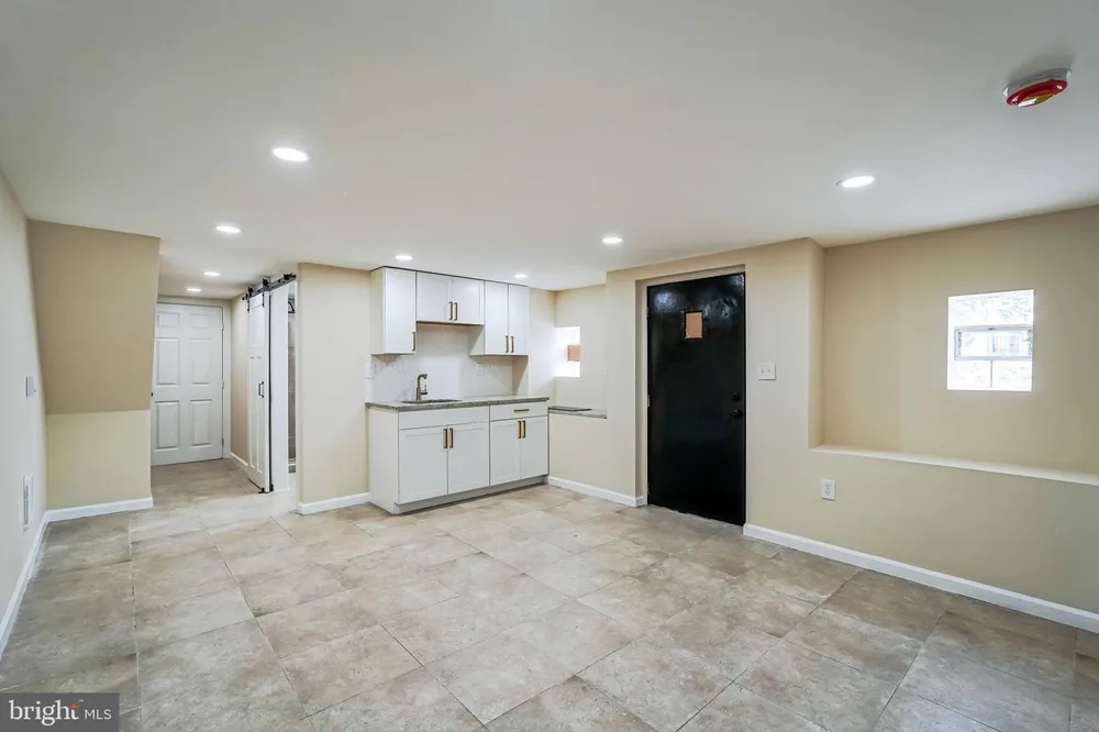101 N Vogdes St, Philadelphia, PA 19139