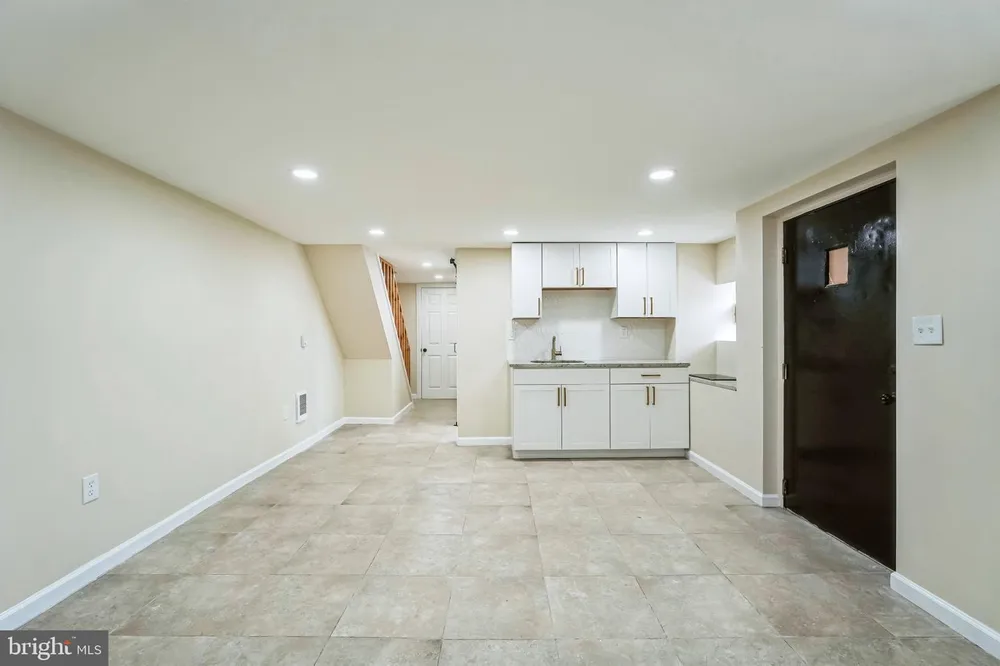 101 N Vogdes St, Philadelphia, PA 19139