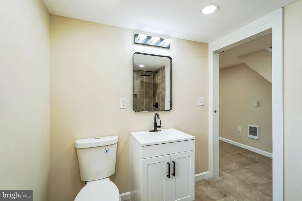 101 N Vogdes St, Philadelphia, PA 19139