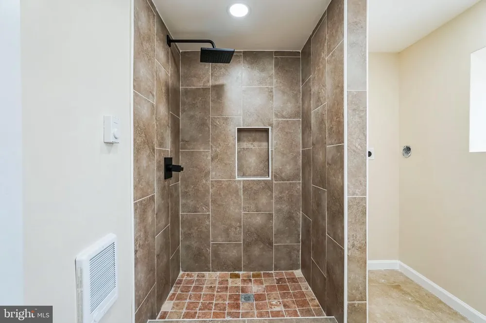 101 N Vogdes St, Philadelphia, PA 19139