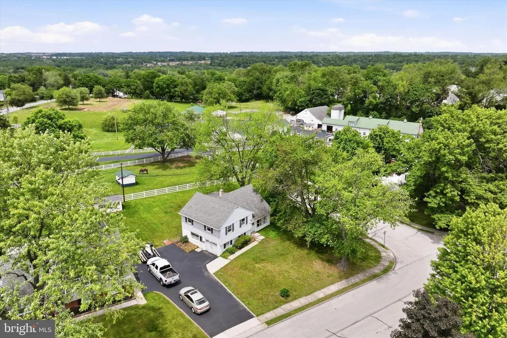 565 Dartmouth Dr, King of Prussia, PA 19406