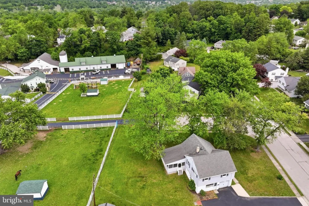 565 Dartmouth Dr, King of Prussia, PA 19406