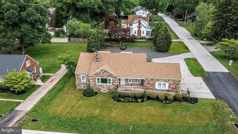 2111 Dekalb Pike, East Norriton, PA 19401