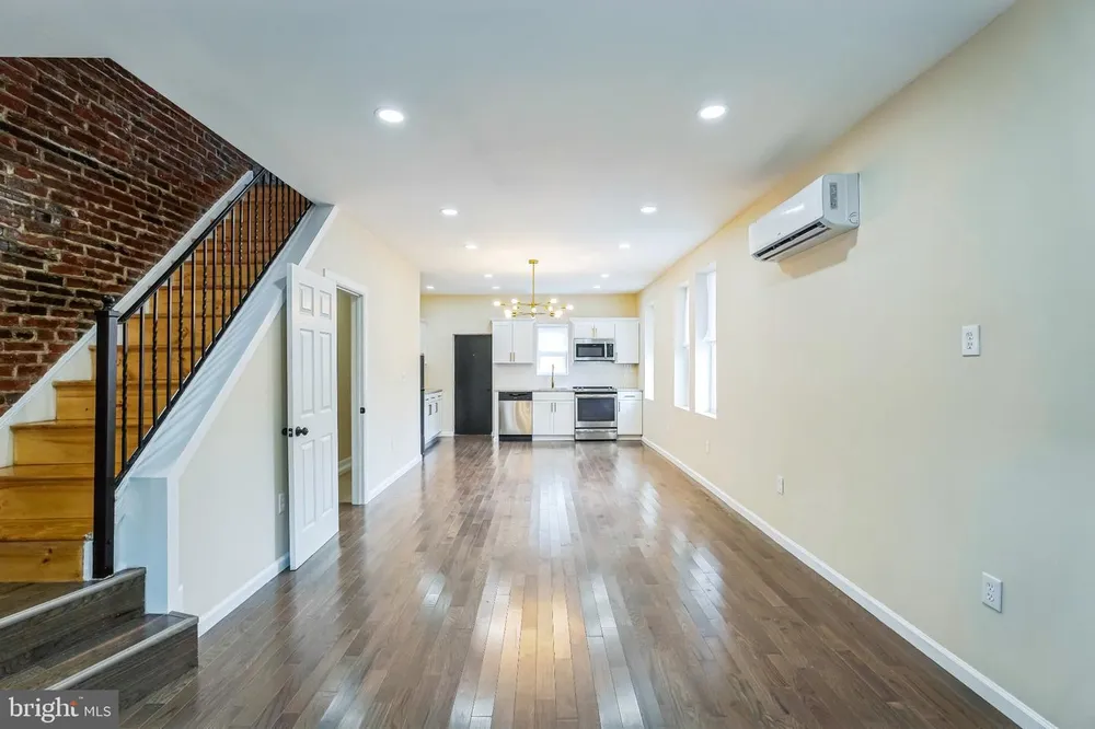 101 N Vogdes St, Philadelphia, PA 19139