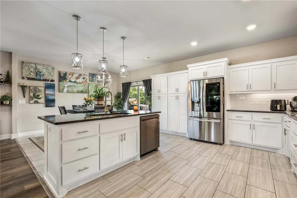 3601 SW Carter Rd, Bentonville, AR 72713