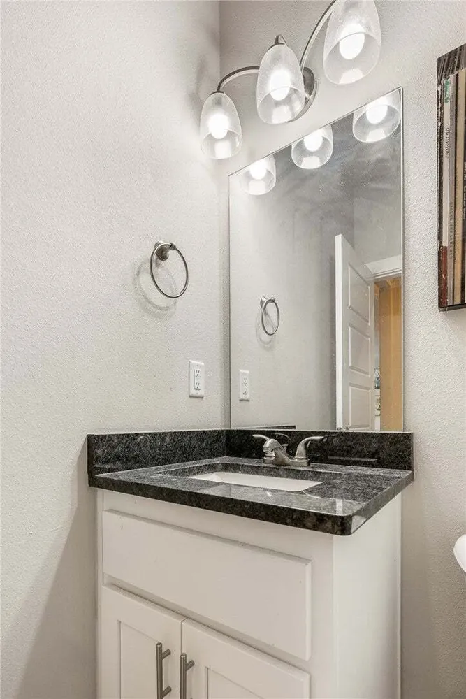 3601 SW Carter Rd, Bentonville, AR 72713